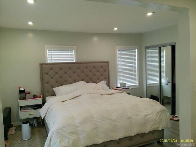 12128 194th Street, Springfield Gardens, NY 11413