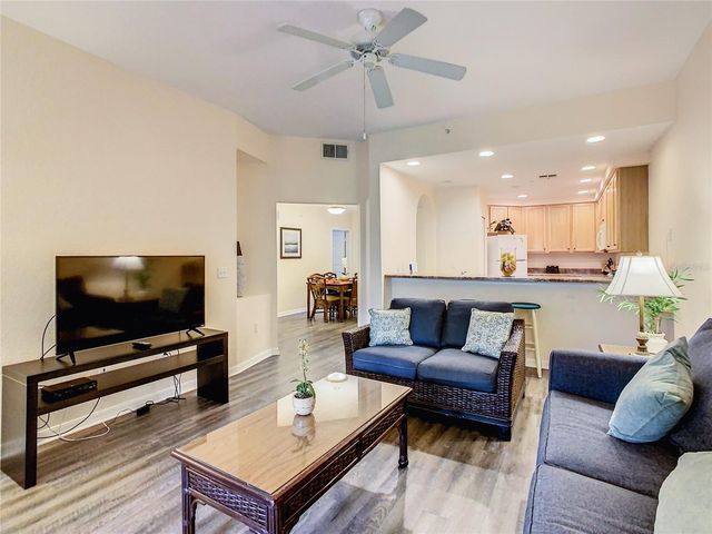 3050 PIRATES RETREAT COURT 207, Kissimmee, FL 34747