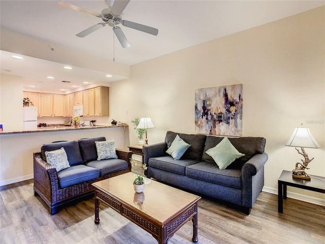 3050 PIRATES RETREAT COURT 207, Kissimmee, FL 34747