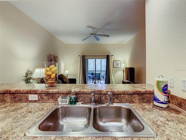 3050 PIRATES RETREAT COURT 207, Kissimmee, FL 34747