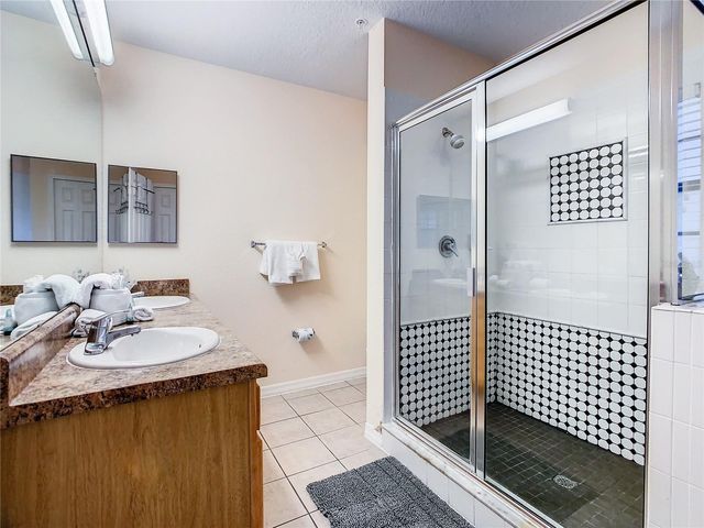 3050 PIRATES RETREAT COURT 207, Kissimmee, FL 34747