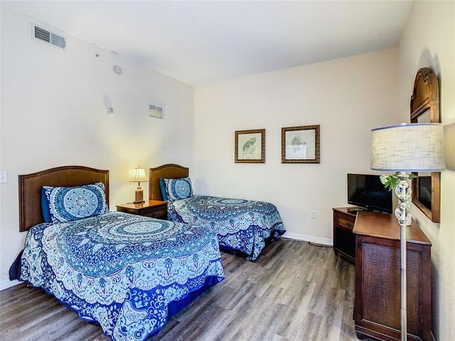 3050 PIRATES RETREAT COURT 207, Kissimmee, FL 34747