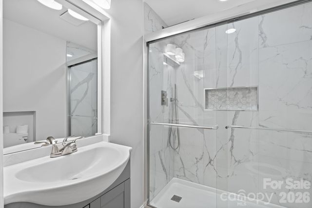 40 & 48 Sunnyside Road, Waynesville, NC 28786