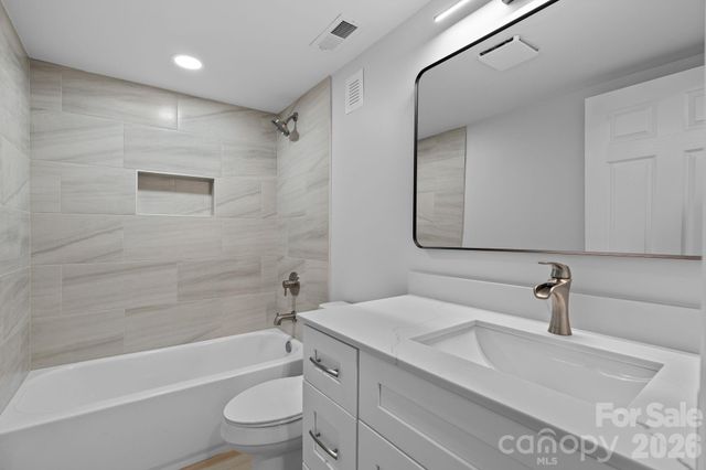 40 & 48 Sunnyside Road, Waynesville, NC 28786