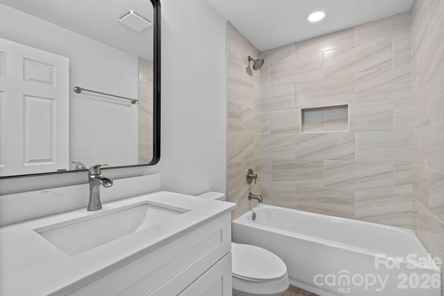 40 & 48 Sunnyside Road, Waynesville, NC 28786