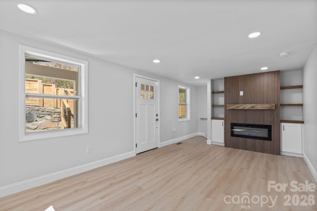 40 & 48 Sunnyside Road, Waynesville, NC 28786