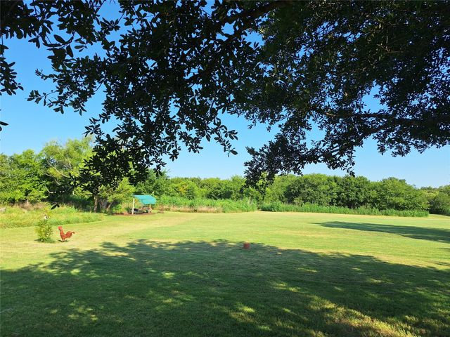 9437 Johns A Road, Alvarado, TX 76009