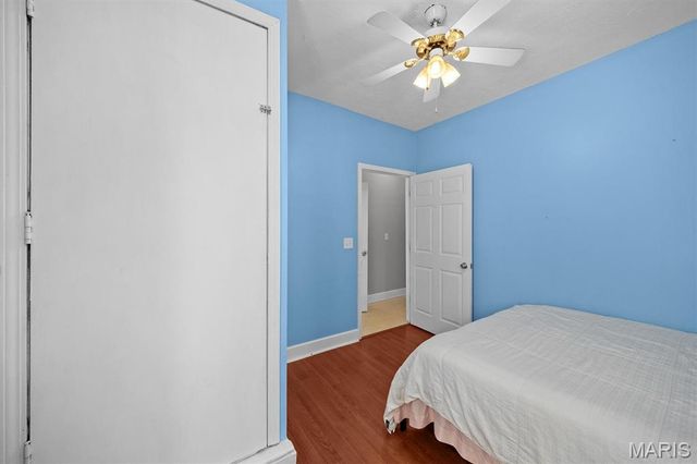 920 S 5th Street, Belleville, IL 62220
