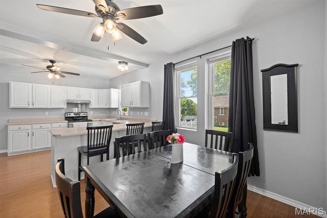 920 S 5th Street, Belleville, IL 62220