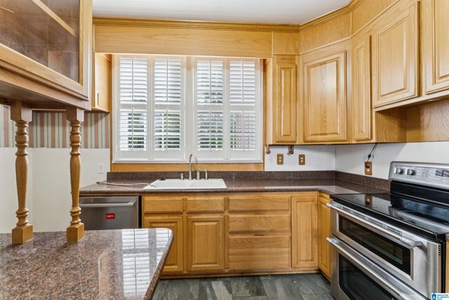 400 3RD STREET, Oneonta, AL 35121
