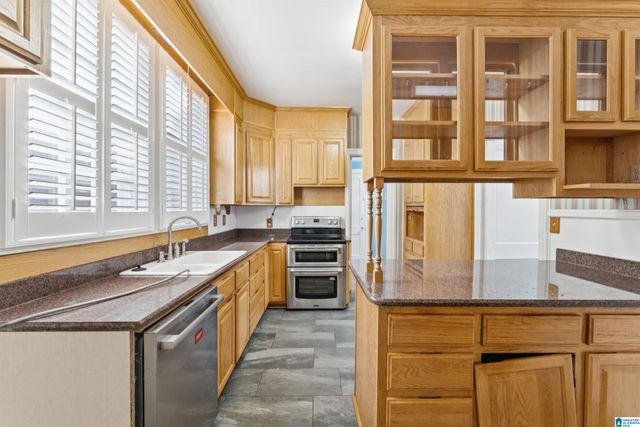 400 3RD STREET, Oneonta, AL 35121