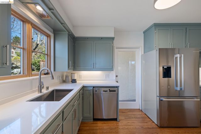 101 Windsor Ave., Kensington, CA 94708