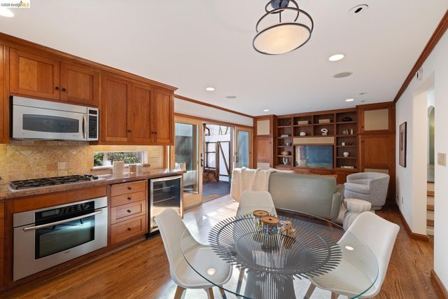 101 Windsor Ave., Kensington, CA 94708