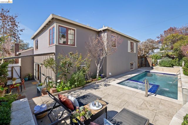 101 Windsor Ave., Kensington, CA 94708