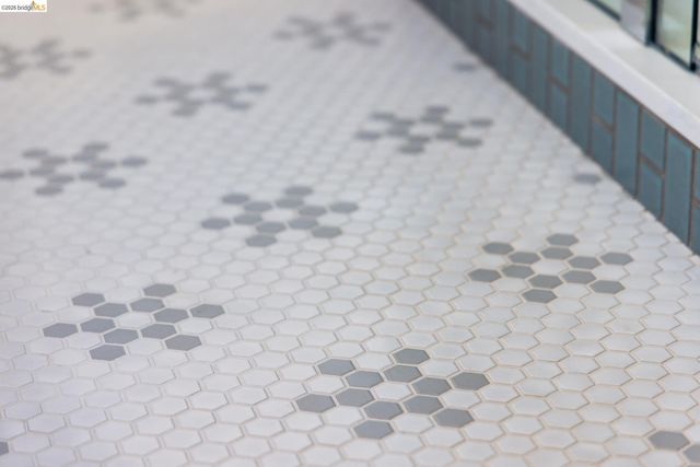 101 Windsor Ave., Kensington, CA 94708