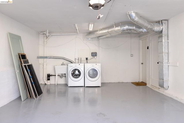 101 Windsor Ave., Kensington, CA 94708