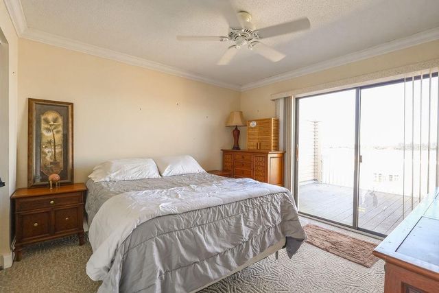 11001 SE SUNSET HARBOR ROAD B10, Summerfield, FL 34491