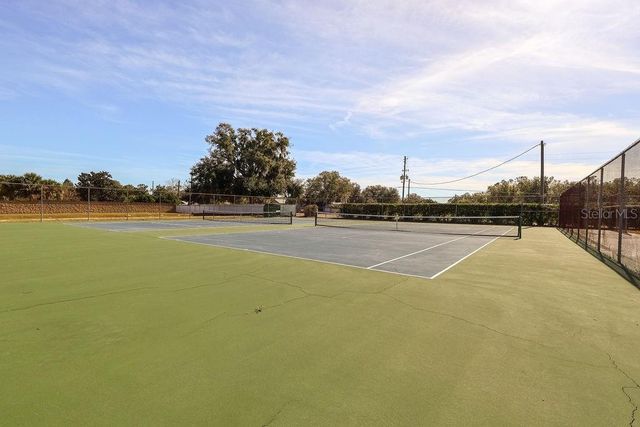 11001 SE SUNSET HARBOR ROAD B10, Summerfield, FL 34491