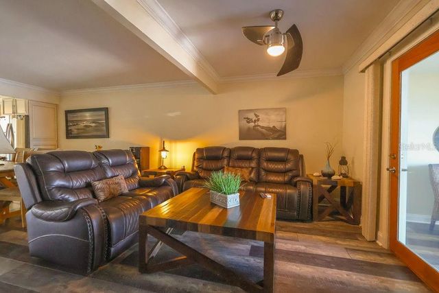 11001 SE SUNSET HARBOR ROAD B10, Summerfield, FL 34491