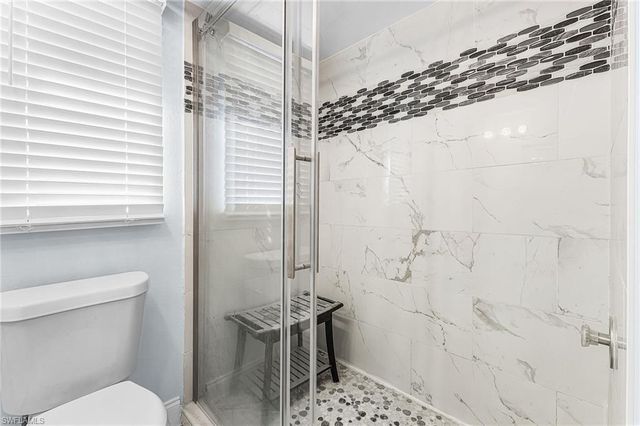 3855 SE 7th PL, Cape Coral, FL 33904