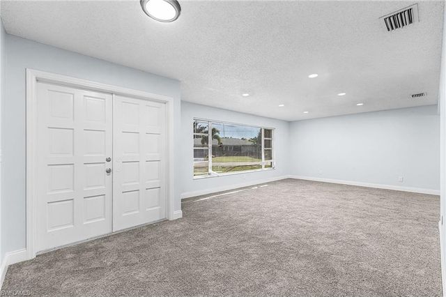 3855 SE 7th PL, Cape Coral, FL 33904