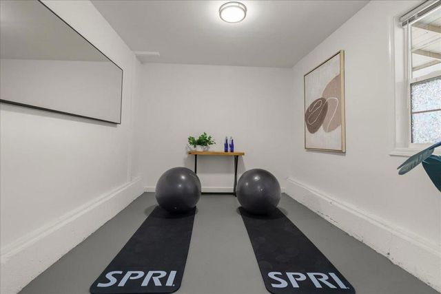 1704 Virginia Avenue, Redwood City, CA 94061