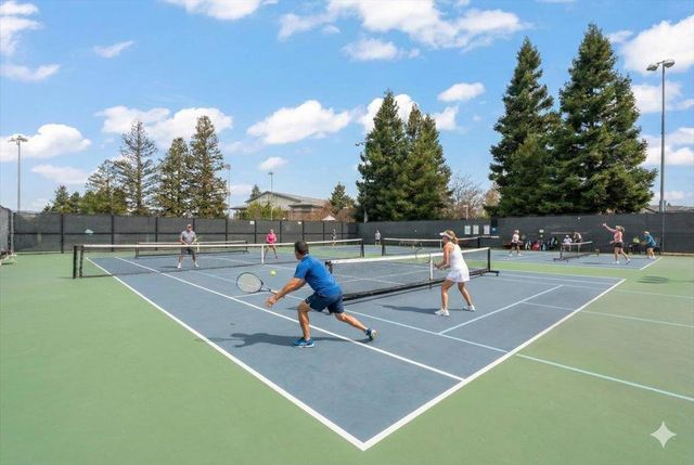 1704 Virginia Avenue, Redwood City, CA 94061