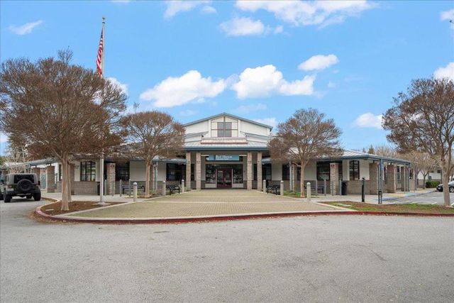 1704 Virginia Avenue, Redwood City, CA 94061