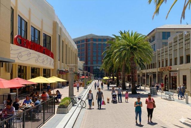 1704 Virginia Avenue, Redwood City, CA 94061