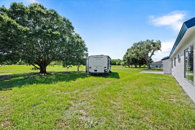 3132 SW Watson Court, Port St. Lucie, FL 34953