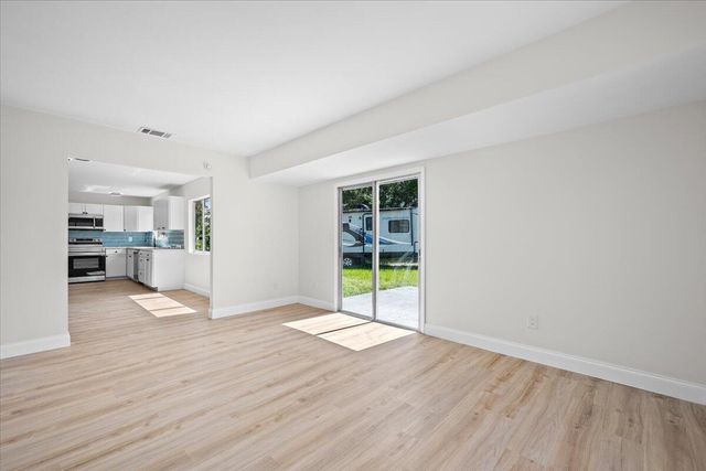 3132 SW Watson Court, Port St. Lucie, FL 34953