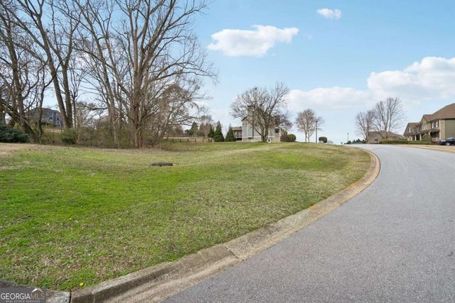 693 Reece Drive, Hoschton, GA 30548