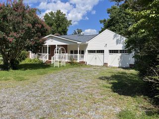 1096 HOLLY VISTA DR, Colonial Beach, VA 22443