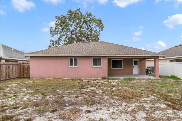 226 PARADISE WOODS COURT, Davenport, FL 33896