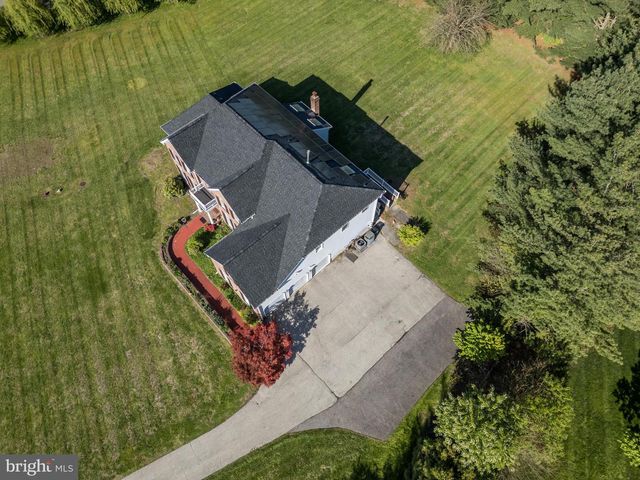 606 MCELWEE RD, Moorestown, NJ 08057