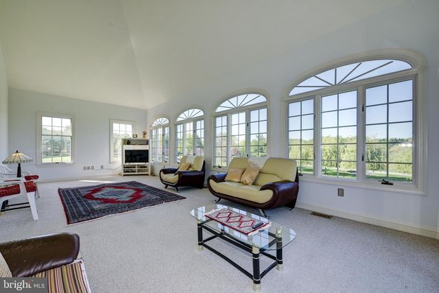 606 MCELWEE RD, Moorestown, NJ 08057