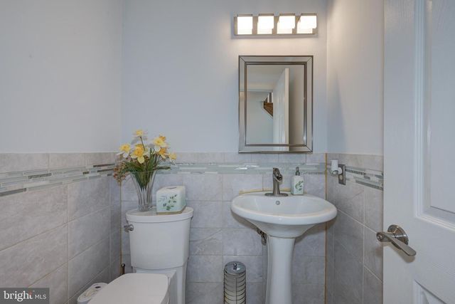 606 MCELWEE RD, Moorestown, NJ 08057