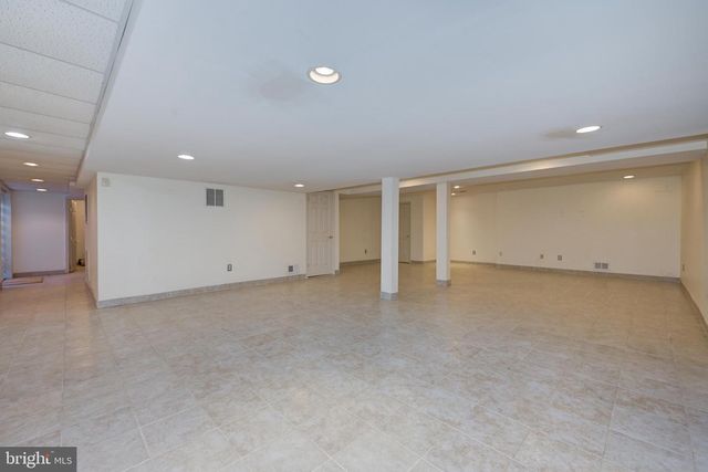 606 MCELWEE RD, Moorestown, NJ 08057