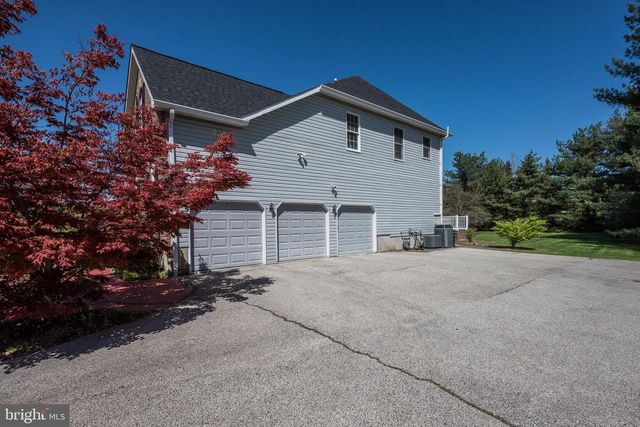 606 MCELWEE RD, Moorestown, NJ 08057