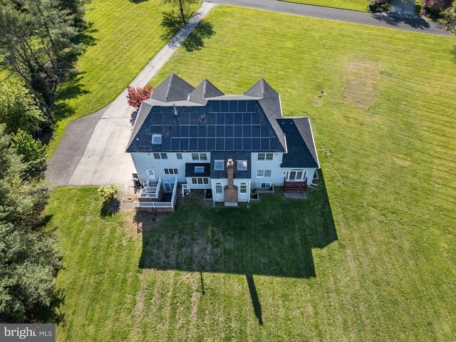 606 MCELWEE RD, Moorestown, NJ 08057