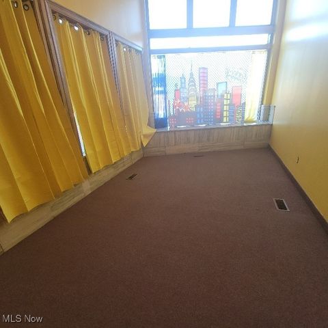 9815 Lorain Avenue, Cleveland, OH 44102