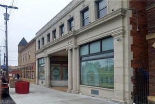 9815 Lorain Avenue, Cleveland, OH 44102