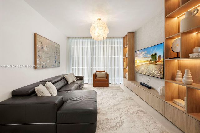 700 NE 24th St 3201, Miami, FL 33137