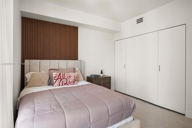700 NE 24th St 3201, Miami, FL 33137