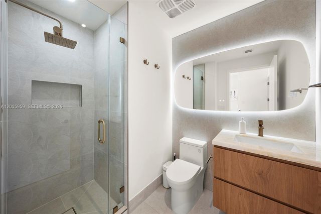 700 NE 24th St 3201, Miami, FL 33137