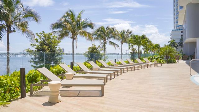 700 NE 24th St 3201, Miami, FL 33137