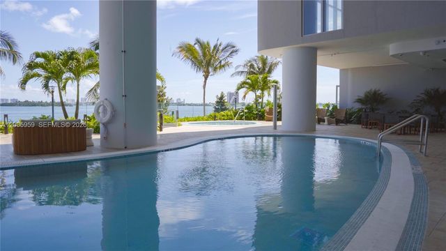 700 NE 24th St 3201, Miami, FL 33137