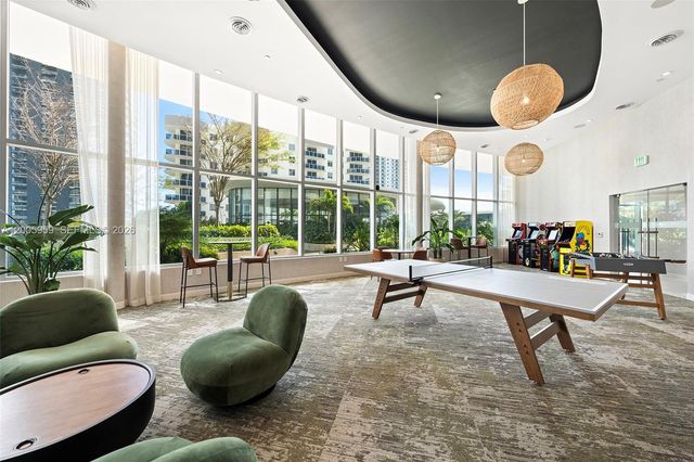 700 NE 24th St 3201, Miami, FL 33137