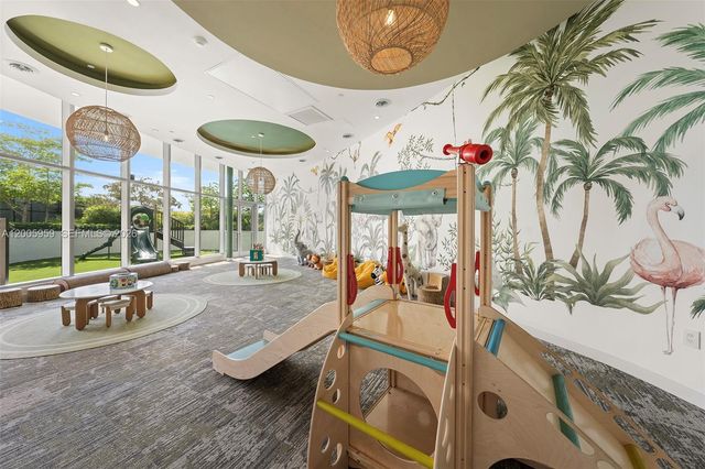 700 NE 24th St 3201, Miami, FL 33137