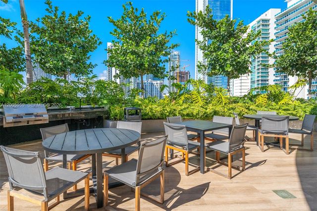 700 NE 24th St 3201, Miami, FL 33137